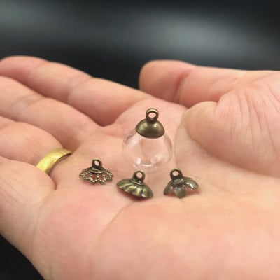 5db 12mm-es Mini Globe Glass wish Bottle Fiola medálok kupakkal Round Ball Glass Bubble Wish Medál divatos nyaklánc kiegészítő