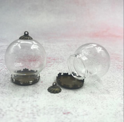 5db/tétel 30x20m Kerek gömbölyű üveggömb bronz/ezüst/arany színű virágalappal és kupakkal üveg fiola palack kupola medál dekorral