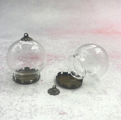 5db/tétel 30x20m Kerek gömbölyű üveggömb bronz/ezüst/arany színű virágalappal és kupakkal üveg fiola palack kupola medál dekorral