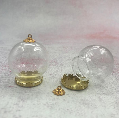 5db/tétel 30x20m Kerek gömbölyű üveggömb bronz/ezüst/arany színű virágalappal és kupakkal üveg fiola palack kupola medál dekorral