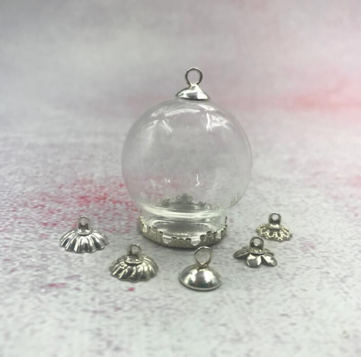 5db/tétel 30x20m Kerek gömbölyű üveggömb bronz/ezüst/arany színű virágalappal és kupakkal üveg fiola palack kupola medál dekorral