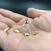 5db 12mm átlátszó kerek üveg fém arany kupak üveggolyós fiola medál Mini Wishing Bottle Glass BOTTLE parfümolajos flakon dekor