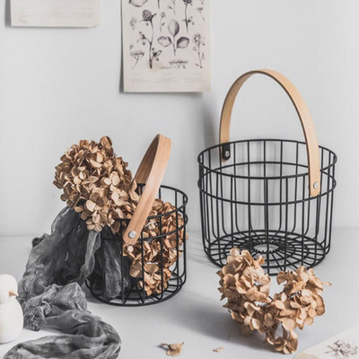 Põhjamaade rauast puuviljakorv, puuviljakonteiner Korraldajad Minimalism Metallist puu- ja köögiviljade säilituskausid Köögimunad Korvide hoidik