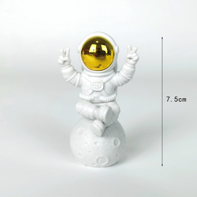 3Pc astronaut Decor Akcijske figure i Moon Home Decor Smola Astronaut Statua Soba Dekoracija uredskog stola Poklon za dječaka