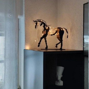 Домашен декор Метални триизмерни ажурни светещи скулптури на Адонис-кон Скулптура на коня-Адонис Настолни декоративни орнаменти