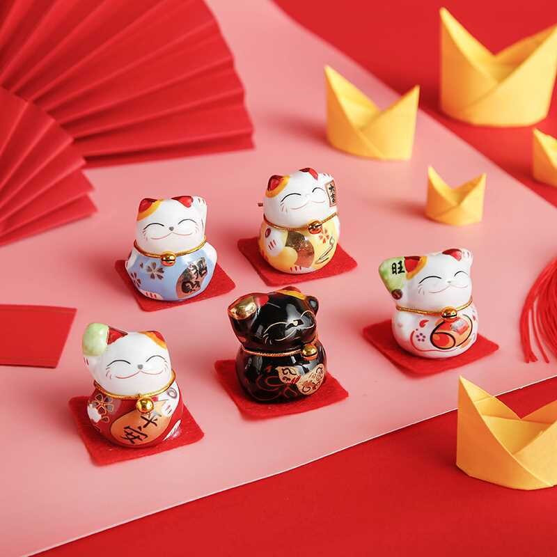 5PCS/Set Keramički Lucky Cat Ornamenti Čaša Rukotvorine Šarm Sreća Krajolik Kućni dekor Minijaturni dodaci Pokloni
