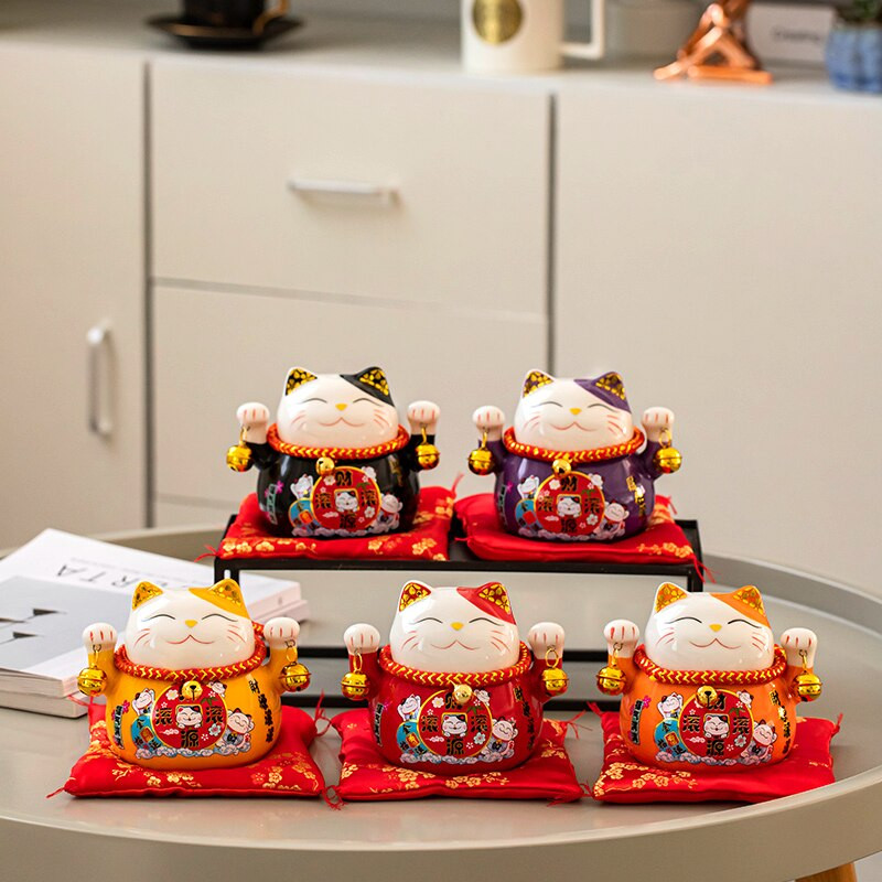 4,5 hüvelykes kerámia Maneki Neko Lucky Cat pénzes doboz Fortune színes macska malacpersely lakberendezési ajándék Feng Shui dísz