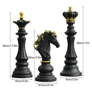 NORTHEUINS Resin Retro International Chess Figurine for Interior King Knight Sculpture Home Desktop Decor Декорация на хола