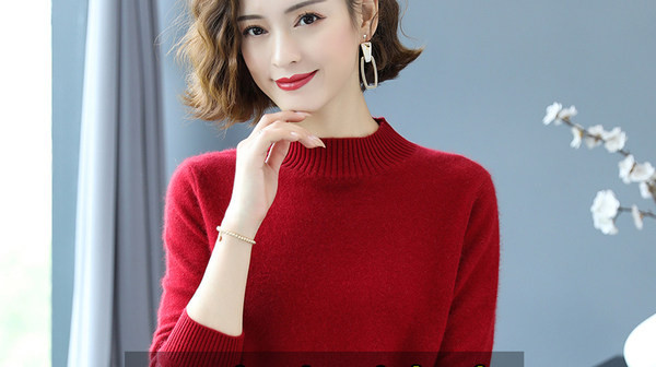 Pulover de dama cu model curat din tricot subtire