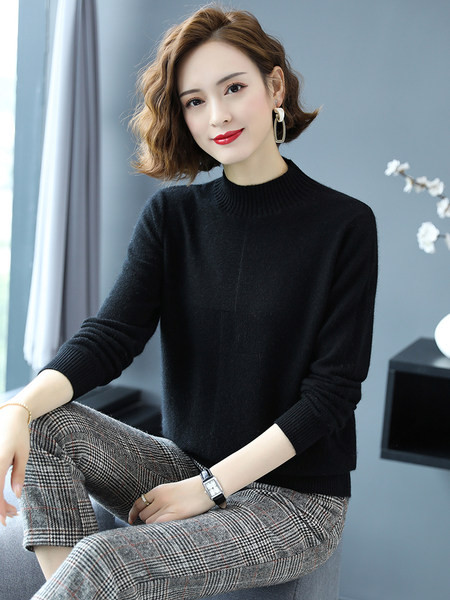 Κομψό γυναικείο πουλόβερ με ψηλό γιακά