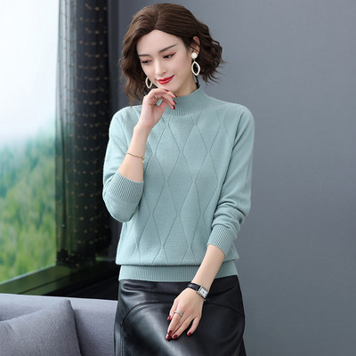 Laisvalaikio moteriškas megztinis - aukšta apykakle