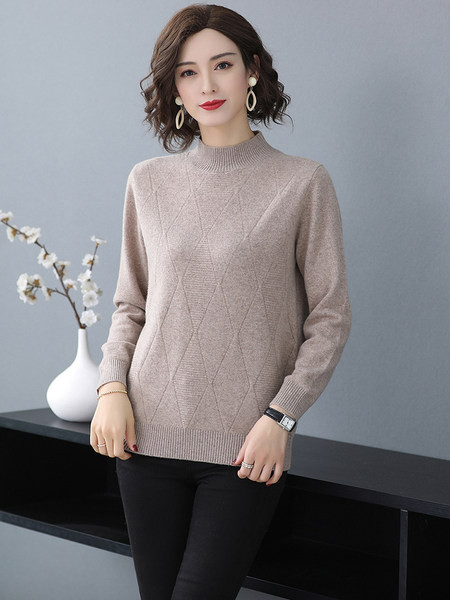 Laisvalaikio moteriškas megztinis - aukšta apykakle