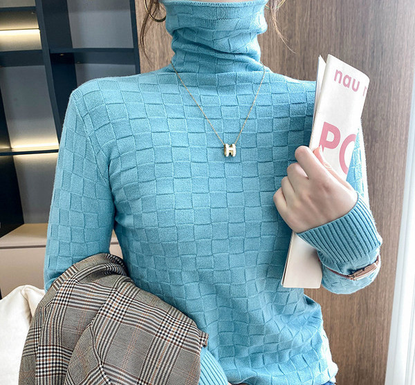 Γυναικείο πουλόβερ - σε τρία χρώματα