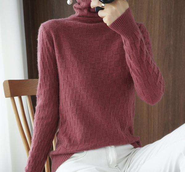 Γυναικείο πουλόβερ - σε τρία χρώματα