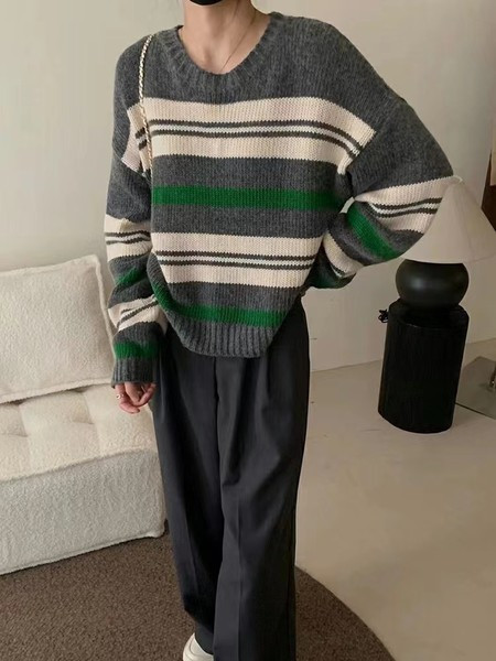 Pulover cu mânecă lungă, cu gât rotund, pentru femei