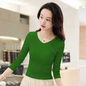 Γυναικείο πουλόβερ με λαιμόκοψη σε σχήμα V