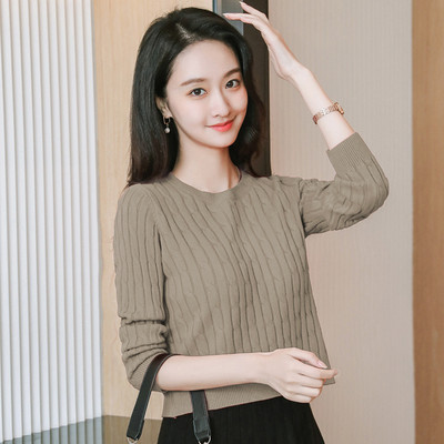 Γυναικεία μπλούζα - με οβάλ λαιμόκοψη