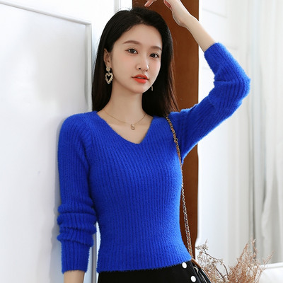 Γυναικείο μονόχρωμο πουλόβερ με λαιμόκοψη V