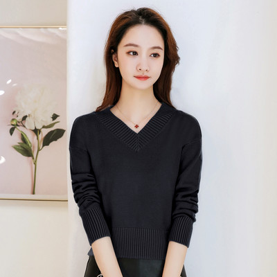 Pulover de dama cu decolteu in V de culoare uni model nou