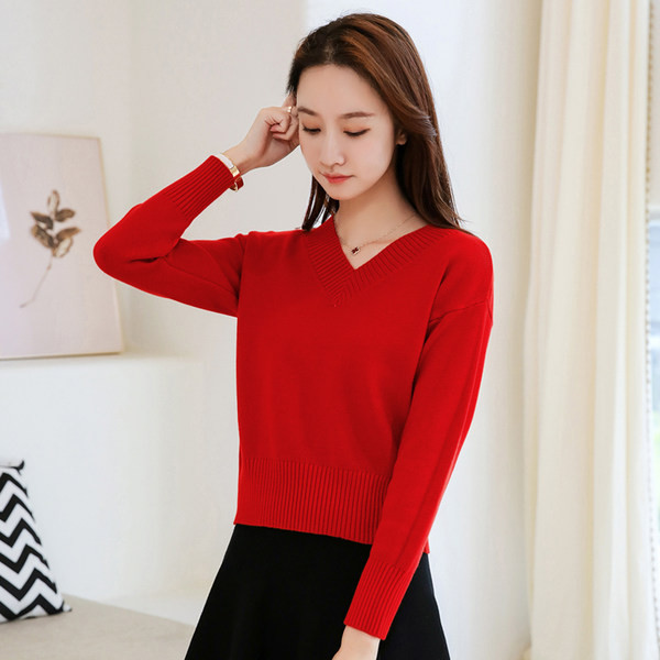 Pulover de dama cu decolteu in V de culoare uni model nou