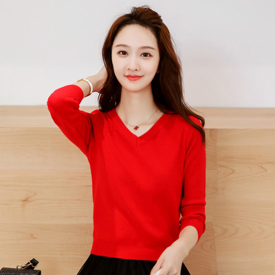 Γυναικείο πουλόβερ με λεπτή λαιμόκοψη