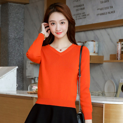 Γυναικείο πουλόβερ με λεπτή λαιμόκοψη