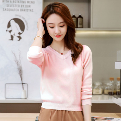 Γυναικείο πουλόβερ με λεπτή λαιμόκοψη