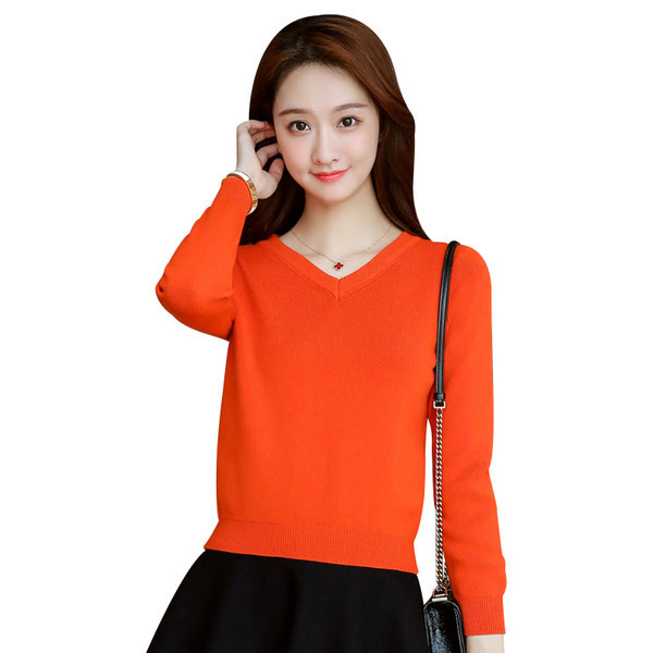 Γυναικείο πουλόβερ με λεπτή λαιμόκοψη