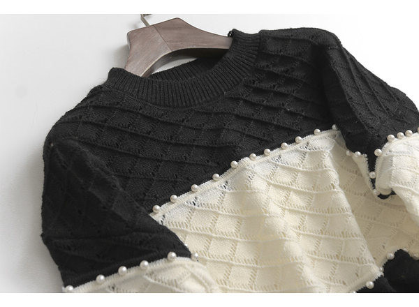 Casual πουλόβερ με διακοσμητικές πέρλες