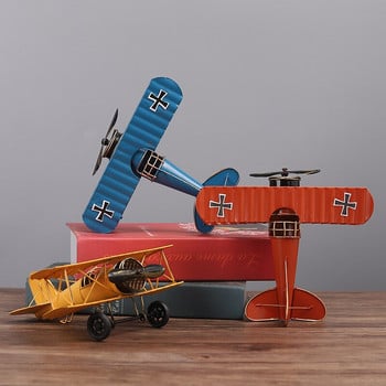 Ретро модел на метален самолет Занаяти Всекидневна Спалня Орнамент Железни фигурки на самолет Аксесоари за декорация на дома Подарък
