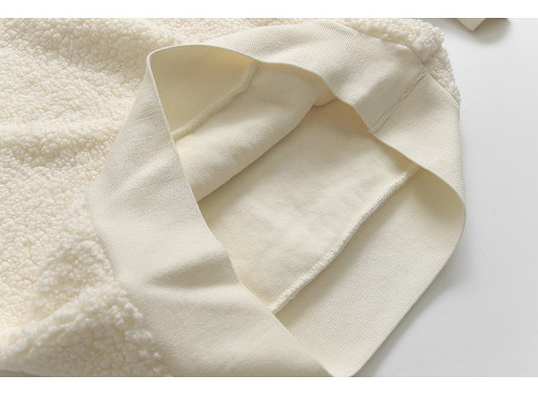 Női plüss pulóver két színben