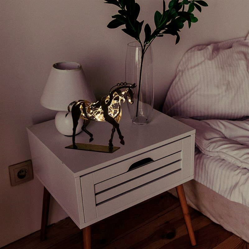 Artizanat pentru acasă Statuie de cal din metal cu decorare cu lumină LED Figurină ajură rustică retro, birou, cadou, sculptură de cal