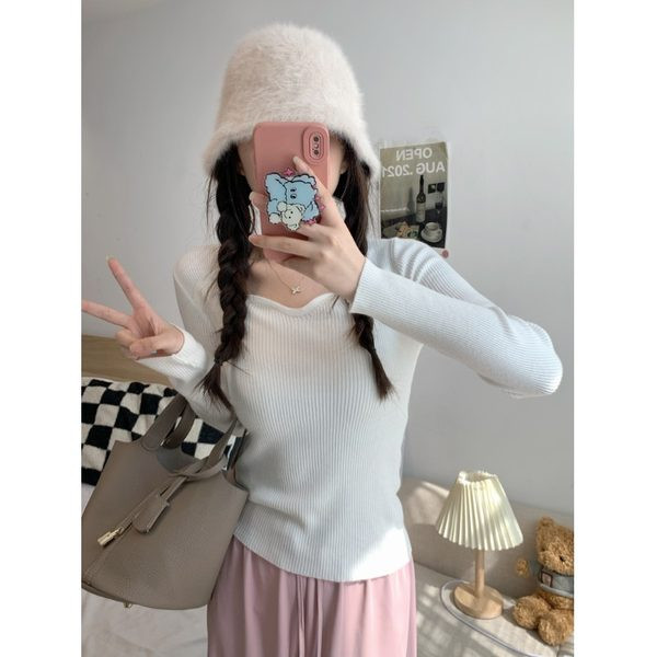 Pulover de damă, de culoare uni, cu decolteu în V