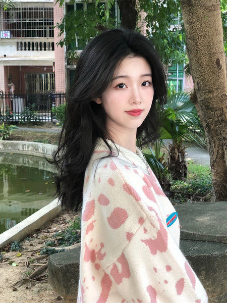 Casual γυναικείο πουλόβερ - με οβάλ λαιμόκοψη