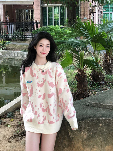 Casual γυναικείο πουλόβερ - με οβάλ λαιμόκοψη