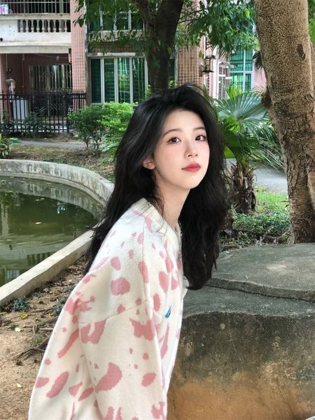 Casual γυναικείο πουλόβερ - με οβάλ λαιμόκοψη