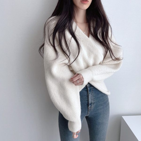 Model nou de pulover elegant cu decolteu în V pentru femei