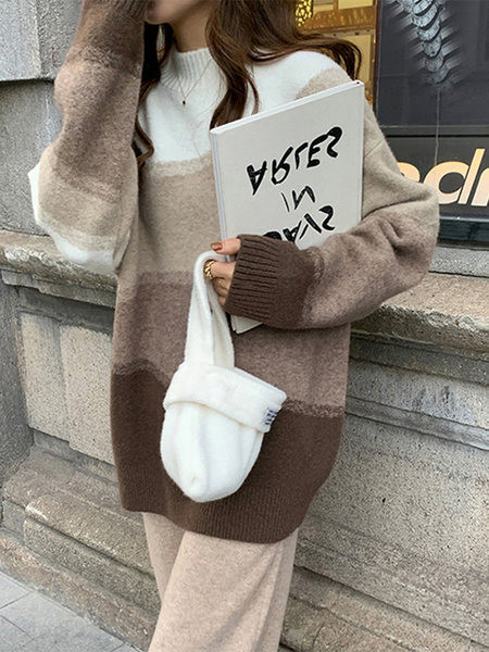 Pulover de dama lat cu decolteu oval