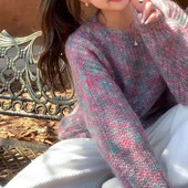 Γυναικείο χρωματιστό πουλόβερ με οβάλ λαιμόκοψη