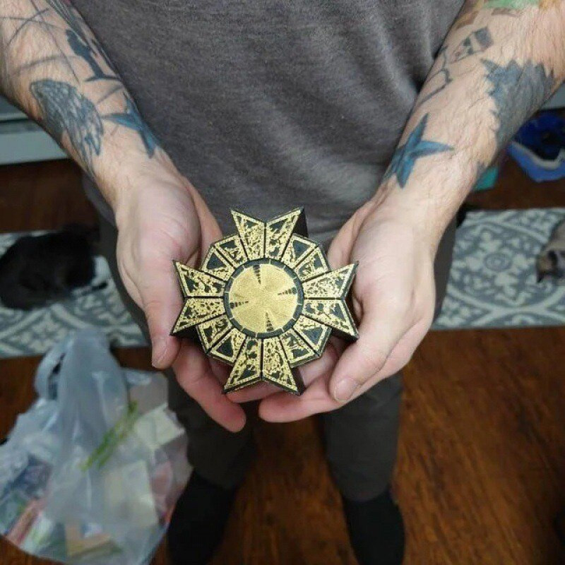 Lament Puzzle Box Lock 2022 Hellraiser 1:1 galvosūkių dėžutė Nuimamas Lament siaubo filmų serijos kubas, pilnai veikiantis adatos atramų modelis