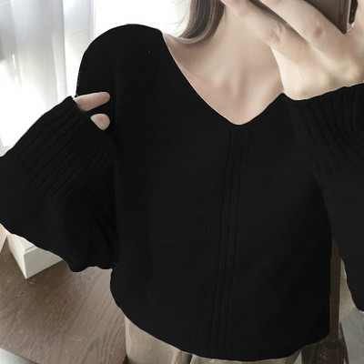 Pulover de damă cu decolteu în V și mâneci lungi