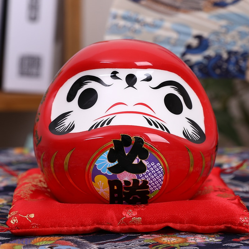 Papusa Daruma din ceramică japoneză de 4,5 inci Ornament de farmec norocos Fengshui Zen Craft Money Box Home Decoration pentru masă Cadouri