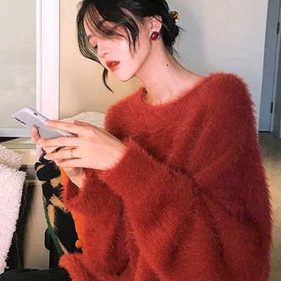 Γυναικείο πουλόβερ με στρογγυλή λαιμόκοψη - φαρδύ μοντέλο