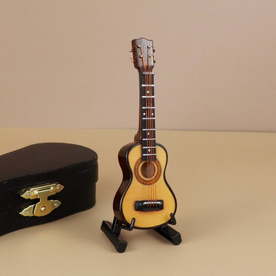 Miniatűr gitár mini hangszerek replika Mini elektromos basszusgitár ukulele mandolin babaház kiegészítők gyűjtemény