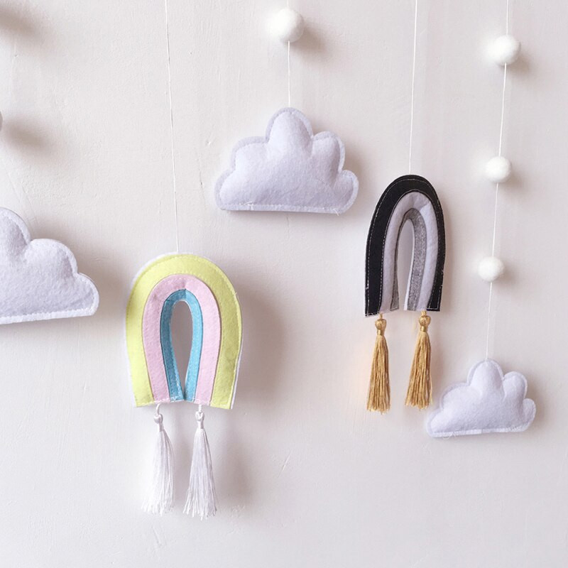 Skandináv aranyos filcfelhők formájú falra akasztott dísz fa bot bojtos medál gyerekszoba dekoráció szivárvány óvoda fotó kellék