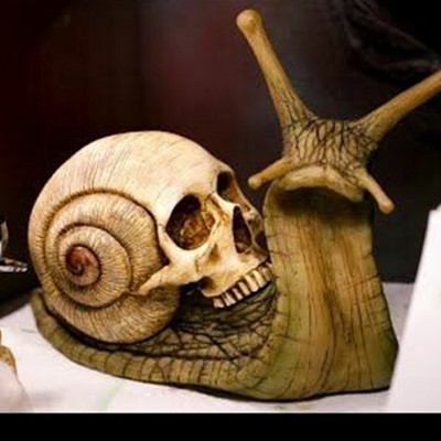 Halloween New Skull Snail Sculpture Resin Sculpture Gothic Garden Διακόσμηση σπιτιού από ρητίνη Crafts Διακόσμηση σπιτιού Αίθριο Snail Skull