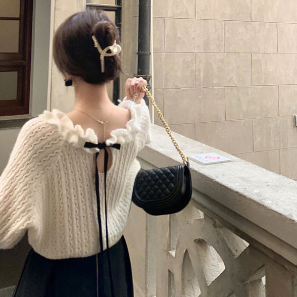 Γυναικεία πλεκτή μπλούζα με κορδόνια