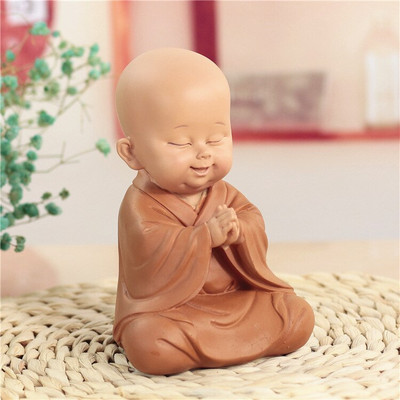 Buddha szobor kis szerzetes Gyanta aranyos otthoni klub Feng Shui dekoráció Kézműves Boutique tea kisállat ékszerek ingyenes szállítás