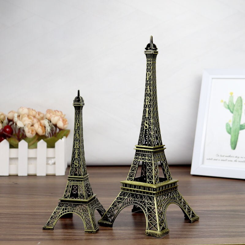 Kreatív párizsi Eiffel-torony szobor európai kézműves retro modell irodai dekoráció miniatűr épület kis ajándék retro dekoráció