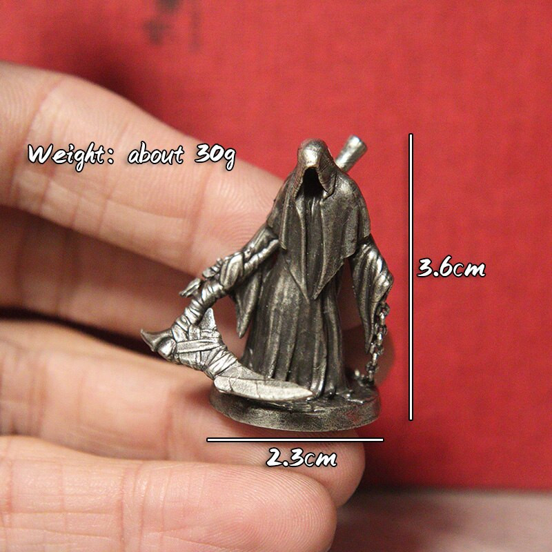 Baltas žalvaris Dalgis Grimpjovė Kareiviai Miniatiūros Figūrėlės Rankų darbo karo šachmatų modeliai Automobilių papuošimai Papuošalai Dovanos vyrams